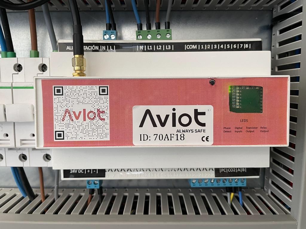 Revolución Digital en la Avicultura y Porcino con Aviot.es: Innovación para Granjas Inteligentes - 3