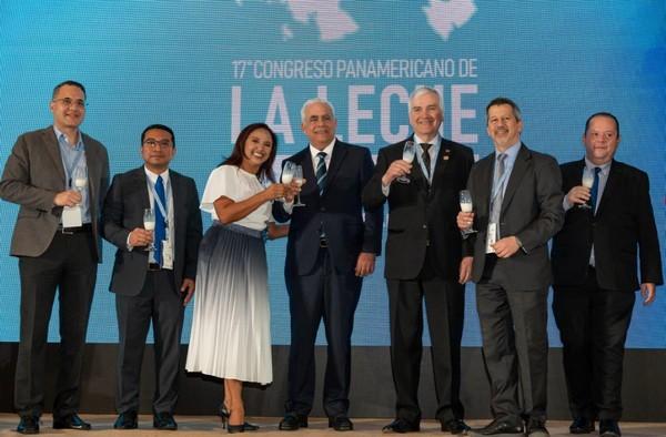 Se realizó con gran éxito el 17° Congreso Panamericano de la Leche en Panamá - Image 1