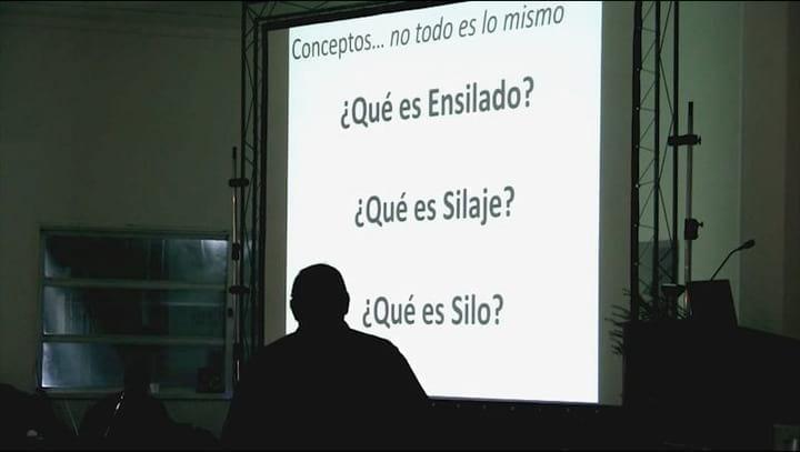 Autoconsumo eficiente, consumo voluntario controlado.  Gustavo Clemente y Juan Monge